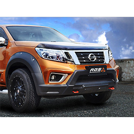 Lướt gió Nissan Navara